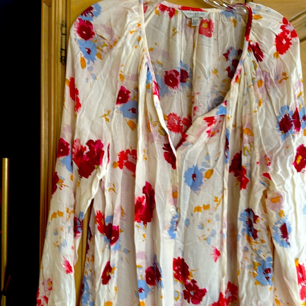 Lightweight blouse